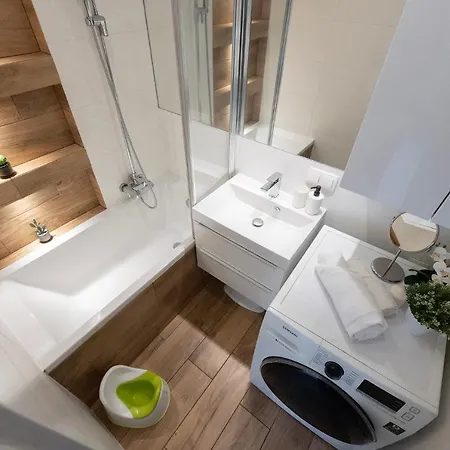Golden Sands - Winda, 2 Sypialnie Oraz Salon, Lozeczko Turystyczne, Balkon, Play Station 5, Ekspress Do Kawy, Atlas Arena, Zoo, Fala Daire Łódź