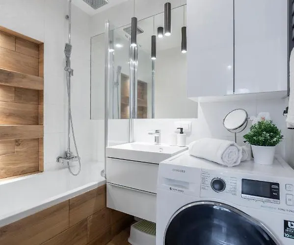 Apartamento Golden Sands - Winda, 2 Sypialnie Oraz Salon, łóżeczko Turystyczne, Balkon, Play Station 5, Ekspress Do Kawy, Atlas Arena, Zoo, Fala