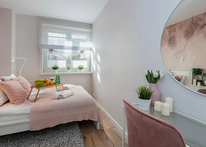 Golden Sands - Winda, 2 Sypialnie Oraz Salon, łóżeczko Turystyczne, Balkon, Play Station 5, Ekspress Do Kawy, Atlas Arena, Zoo, Fala Apartamento Łódź